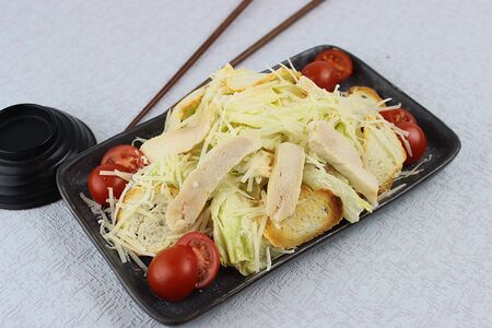 Цезарь с курицей