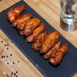 Куриные крылья в соусе BBQ