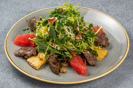 Салат с куриной печенью и грейпфрутом