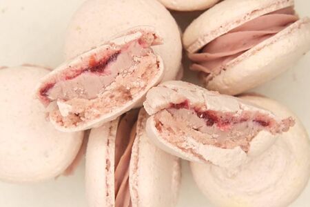 Макарон Брусника