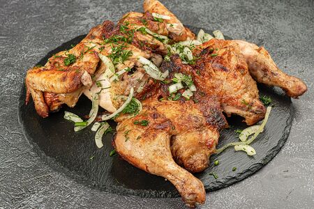 Кура-гриль на мангале