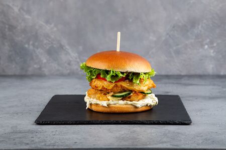 Бургер с курицей