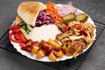 Шаверма на тарелке