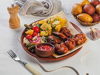 Грузинская тарелка с крылышками ассорти