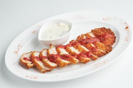 Грудка куриная в соусе