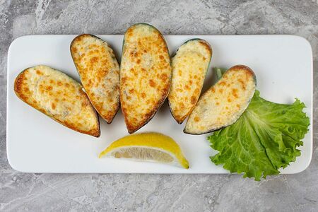 Мидии сырные