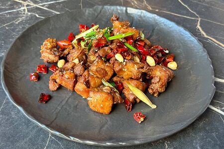 Жареный цыпленок с перцем чили