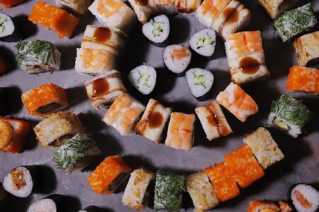 Калифорния с копченым угрем