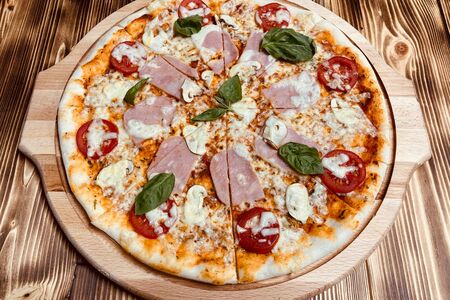 Пицца Прошуто э фунги