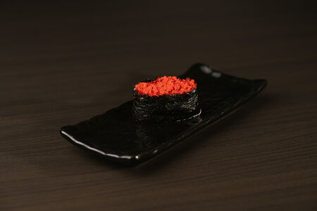 Гункан Спайси тобико (острый)