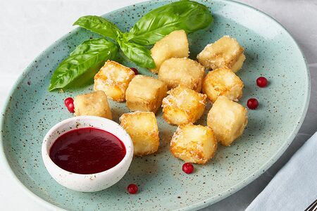 Хрустящий сыр халуми и баклажаны