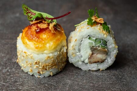 Запечённый ролл с угрём