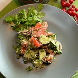 Салат по-грузински с орехом