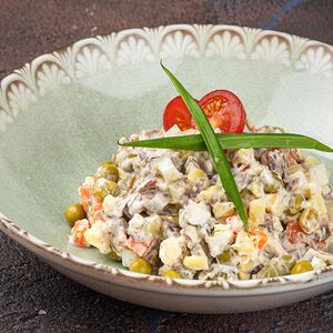 Оливье с говядиной