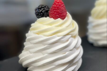 Павлова с лимонным кремом