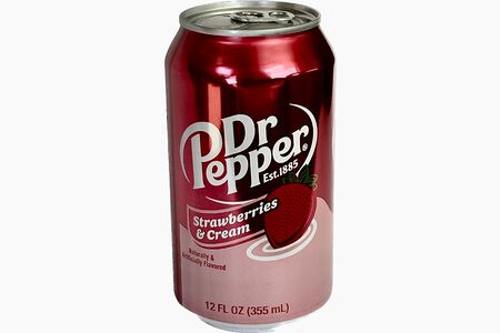 Газированный напиток Dr. Pepper Strawberries and Cream