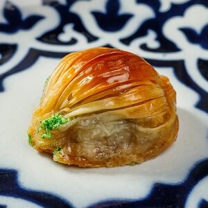 Пахлава с фисташками