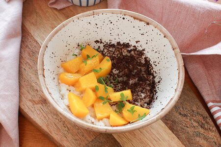 Рисовая с персиком и шоколадом