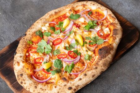 Пицца с куриным шашлык