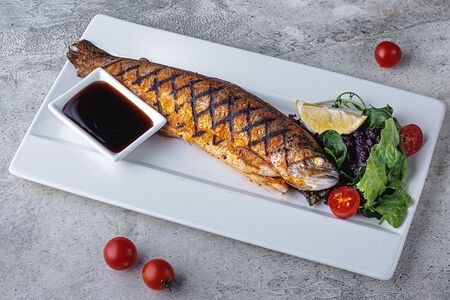 Форель на гриле