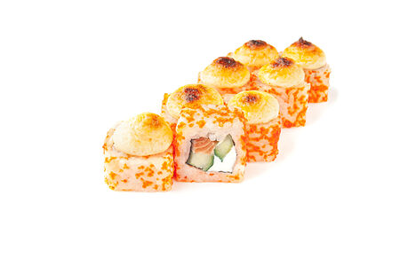 Калифорния с лососем запеченая