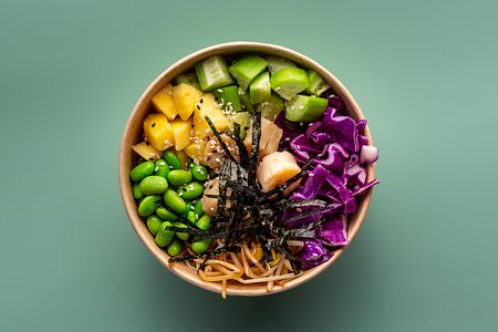 Поке с гребешком