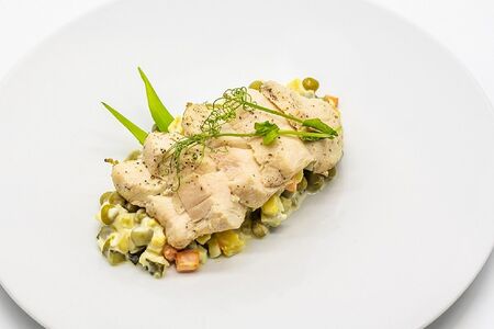 Столичный с куриной грудкой