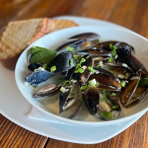 Мидии в сливочном соусе