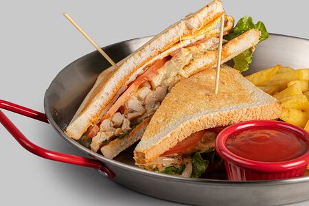 Клаб-сэндвич с курицей