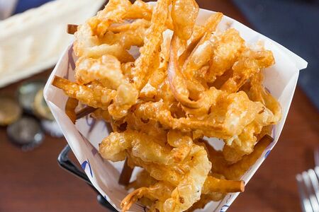 Жареный сыр косичка