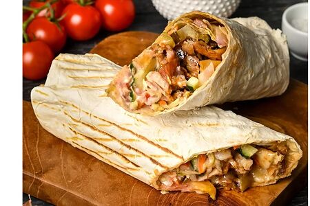 Ролл с курицей и сыром