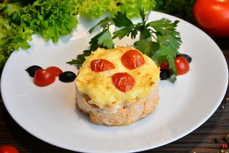 Филе лосося с морепродуктами