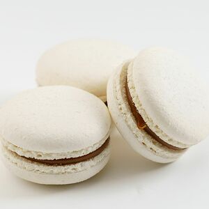 Macarons солёная карамель