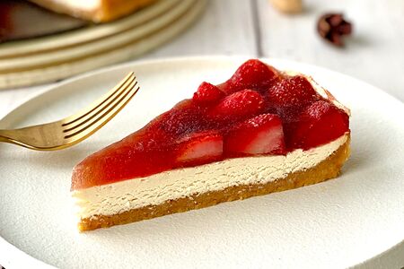 Чизкейк с клубникой