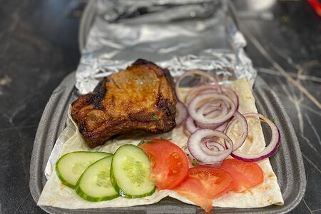 Корейка на кости (свинина)