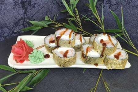 Ролл №168 Горячая Филадельфия с креветкой