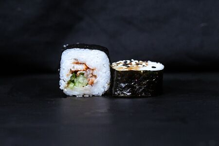 Ролл Унаги с огурцом