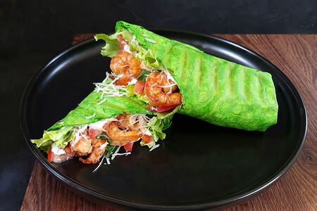 Шаурма Цезарь с креветками в классическом лаваше