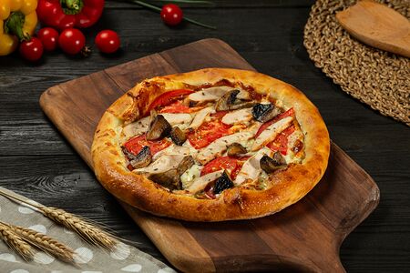 Пиццаридзе с курицей и грибами