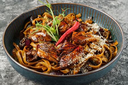 Удон с курицей