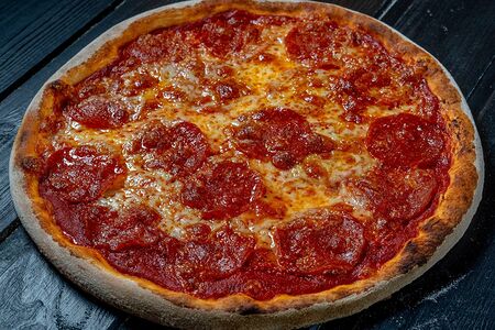 Пицца пепперони