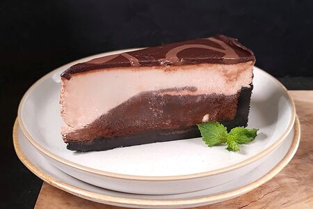 Чизкейк Три шоколада Black Jack