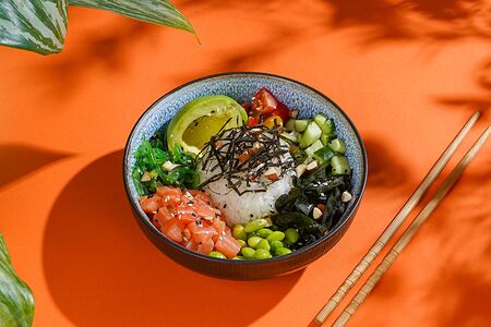 Поке с лососем