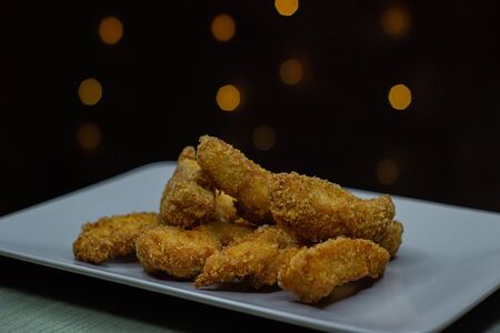 Стрипсы, фри, соус