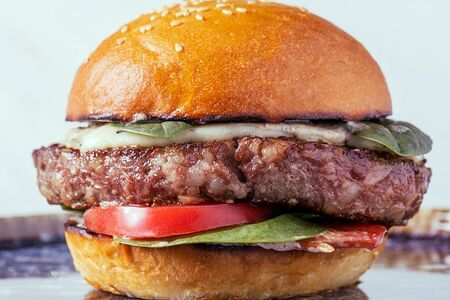 Бургер из телятины