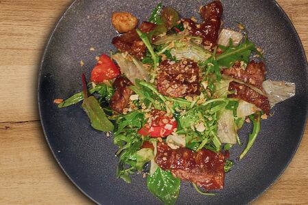 Тёплый салат BBQ