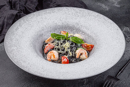 Спагетти нери с креветками