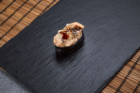 Суши запеченные с угрем