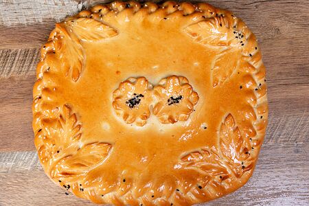 Пирог с мясом и капустой