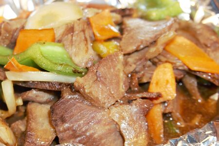 Говядина на чугуне